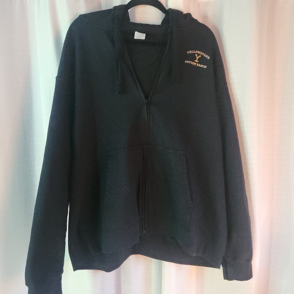 Yellowstone Dutton Ranch Hoodie – Men's 2XL – Black Zip-Up Sweatshirt